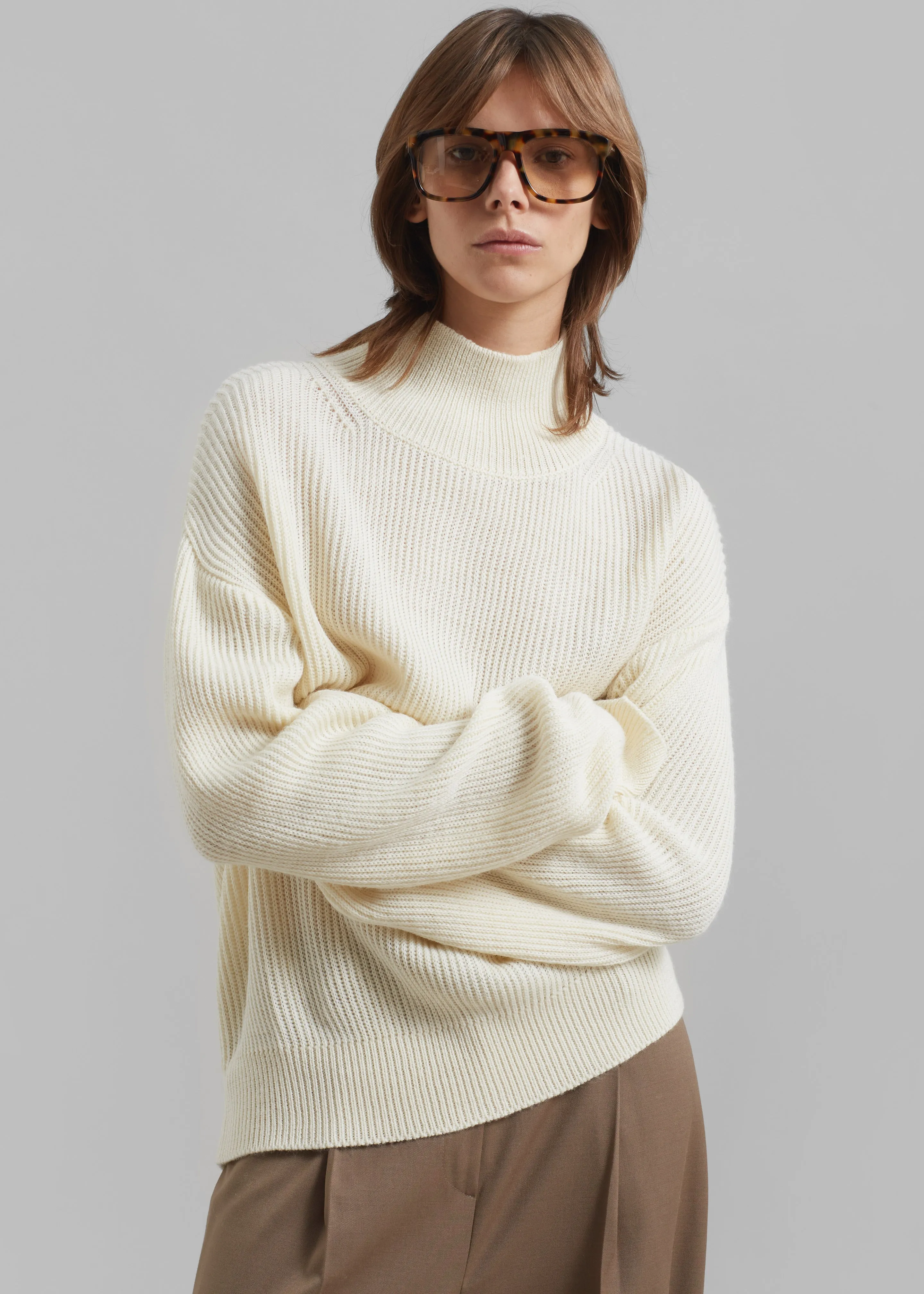 Amomento Turtleneck Pullover - Ecru